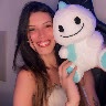 @Carolba028_
