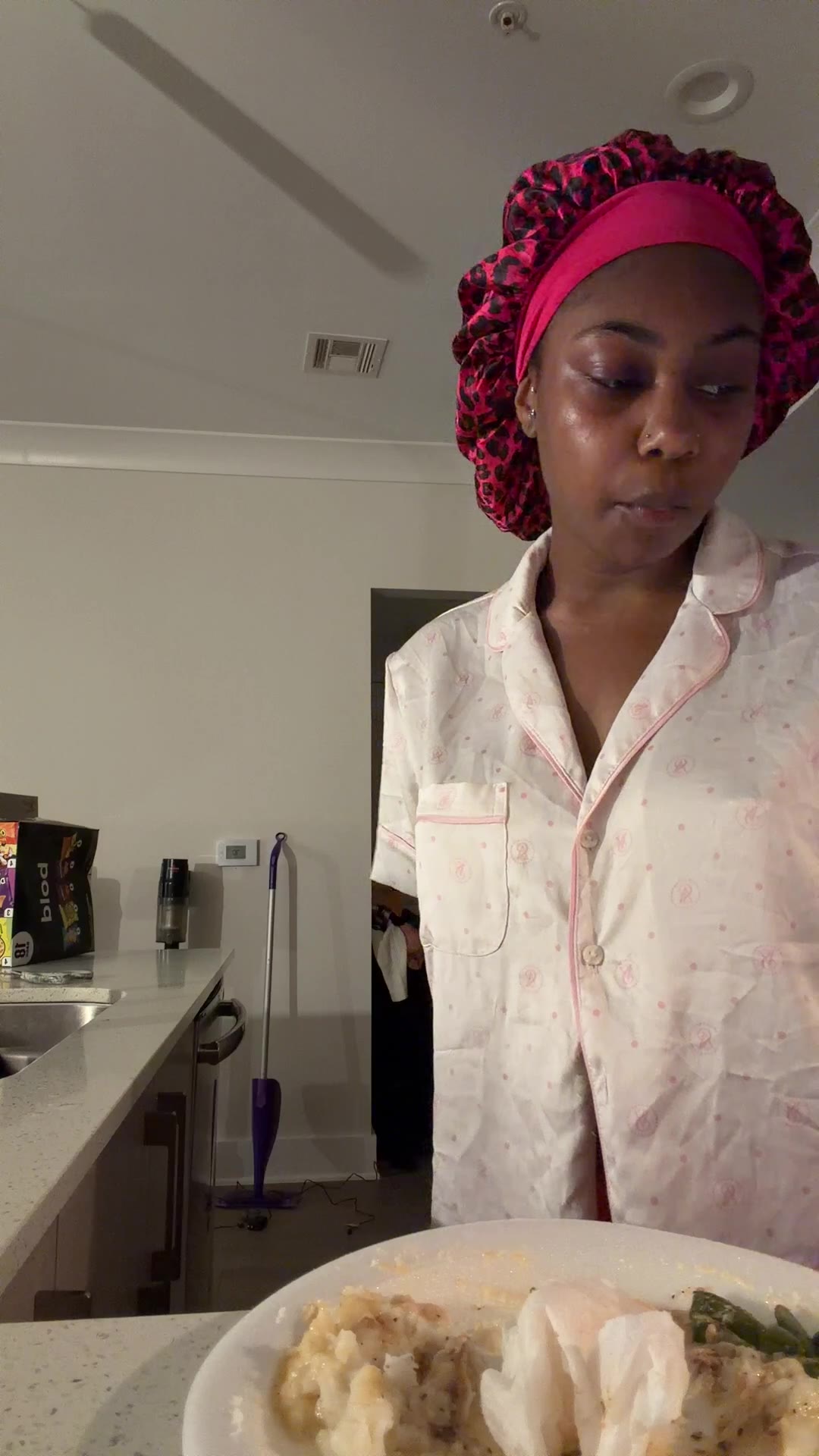 Bigo live: c o n t e n t ;) by @aniyahlk