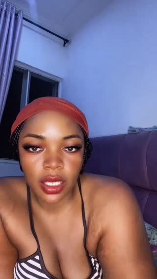 Bigo live: #Cutey Come in let’s party by @977142375